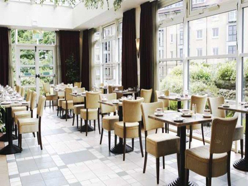 Doubletree By Hilton Aberdeen City Centre Esterno foto