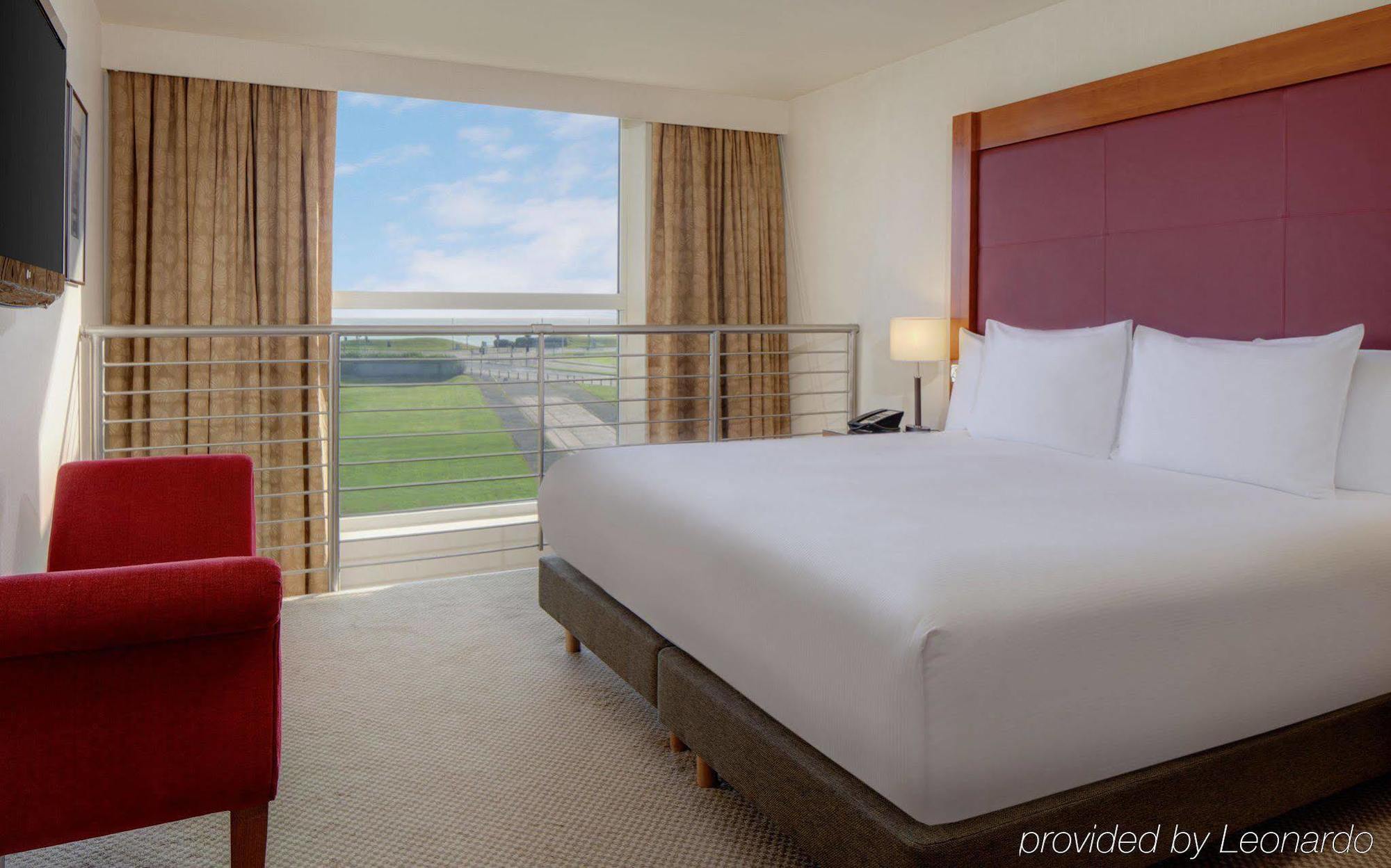 Doubletree By Hilton Aberdeen City Centre Esterno foto