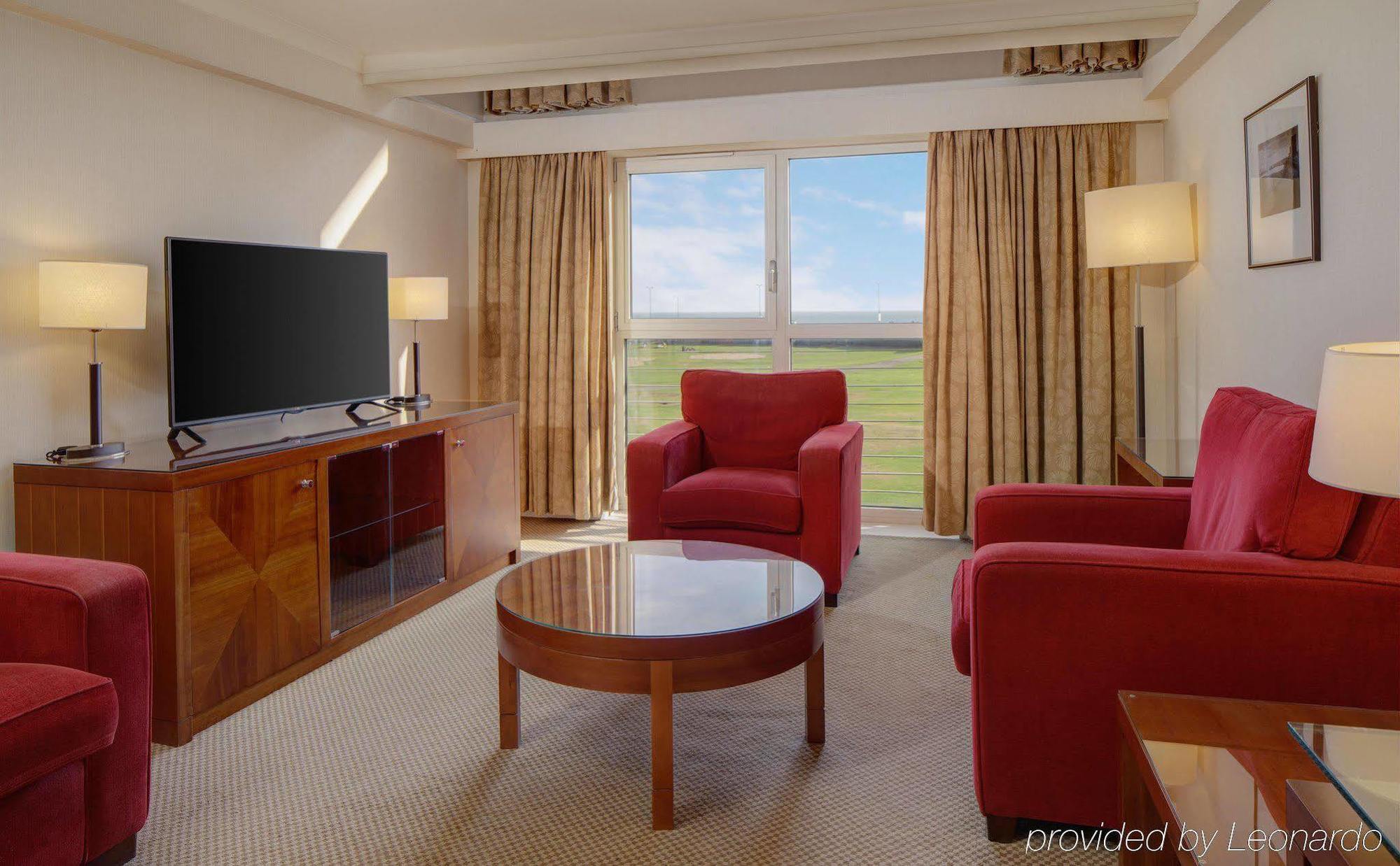 Doubletree By Hilton Aberdeen City Centre Esterno foto