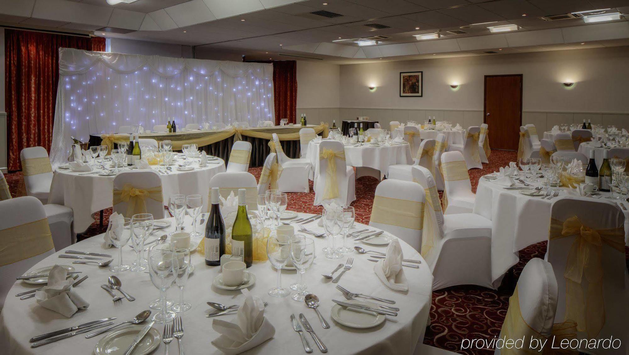 Doubletree By Hilton Aberdeen City Centre Esterno foto